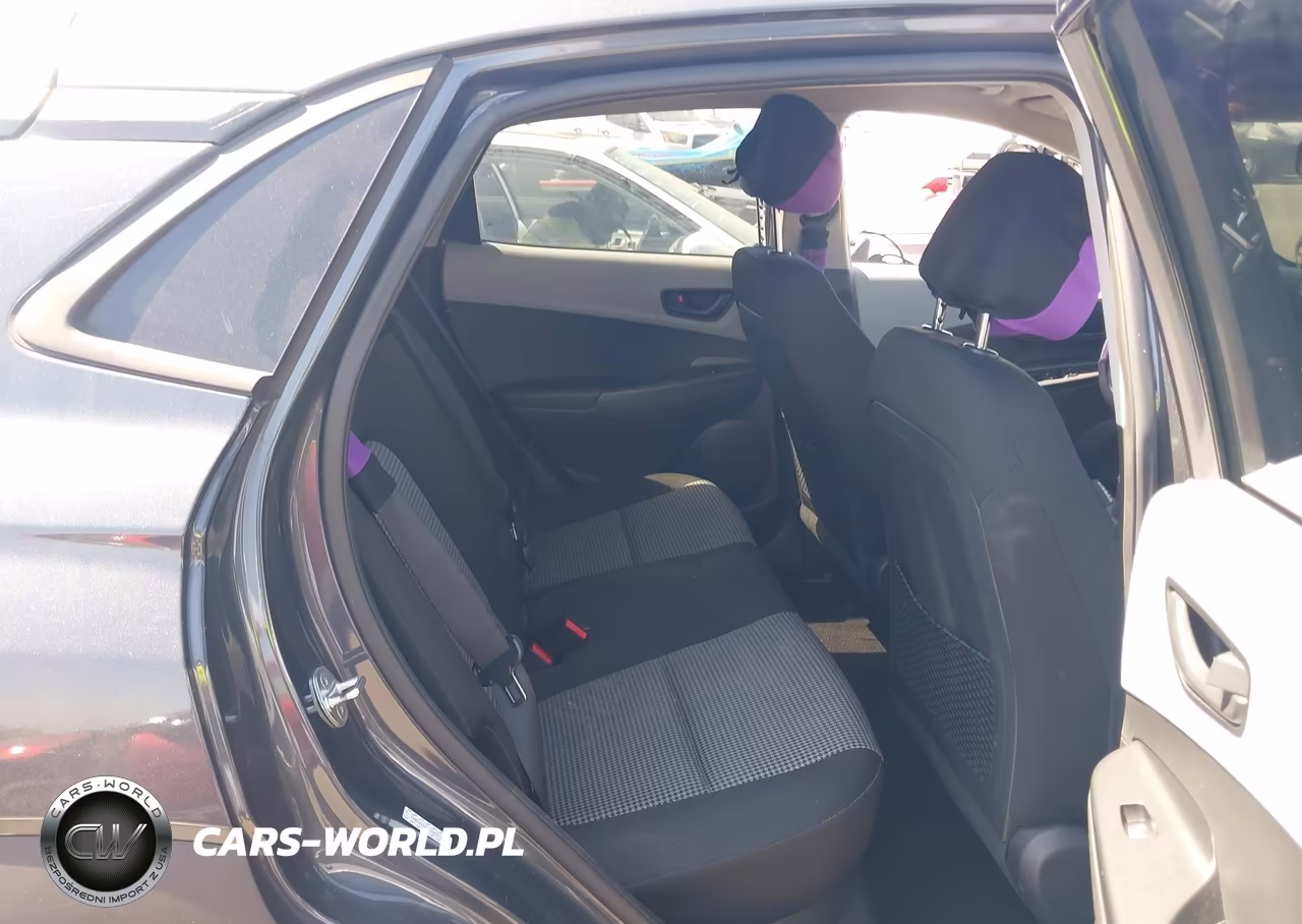 2019 Hyundai Kona Sel VIN:KM8K22AA8KU352126 - 8