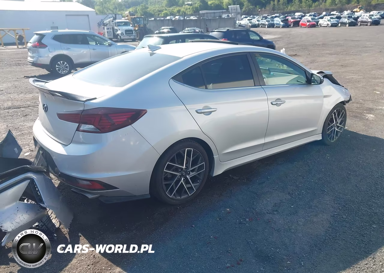 2019 Hyundai Elantra Sport VIN:KMHD04LB4KU887308 - 4