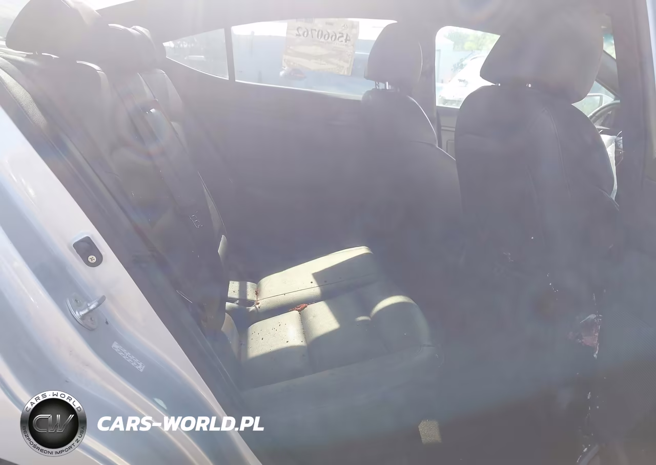 2019 Hyundai Elantra Sport VIN:KMHD04LB4KU887308 - 8