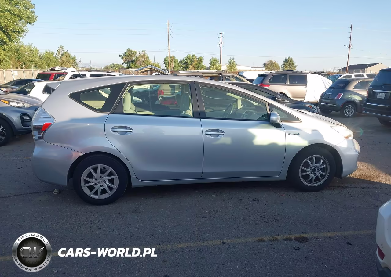 2012 Toyota Prius V Three VIN:JTDZN3EU4C3129125 - 13