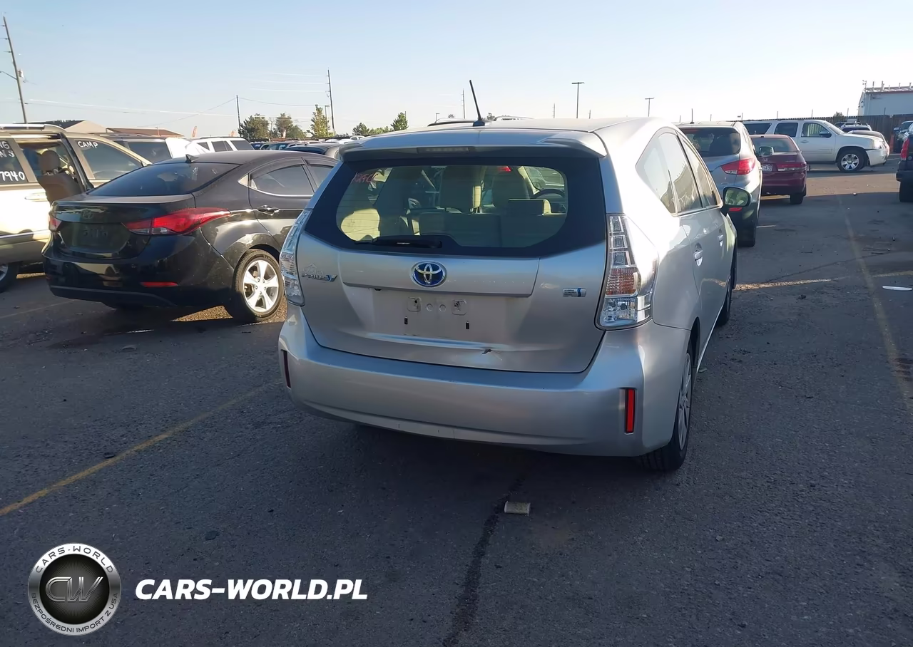 2012 Toyota Prius V Three VIN:JTDZN3EU4C3129125 - 4