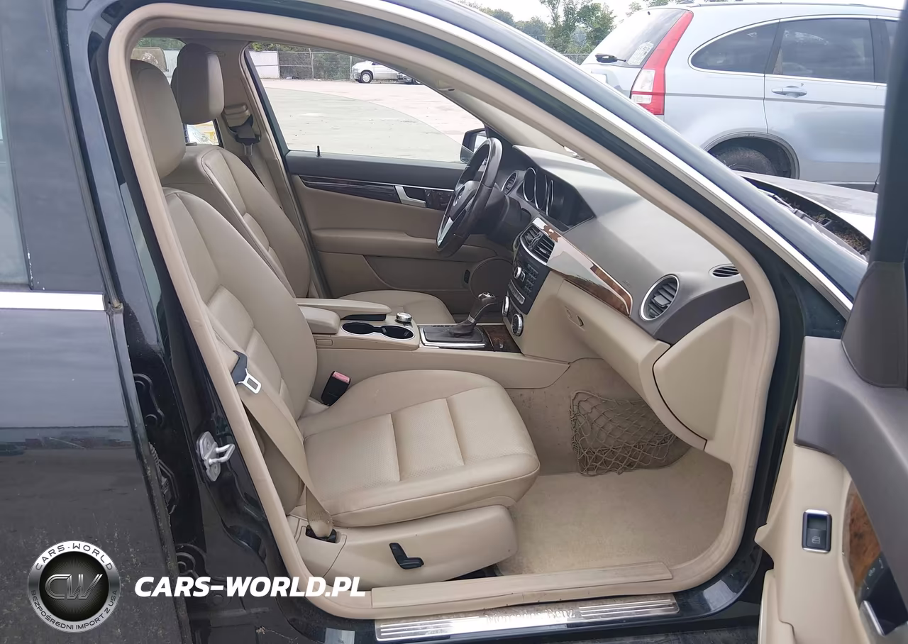 2012 Mercedes-Benz C 250 Sport VIN:WDDGF4HB9CA635796 - 5