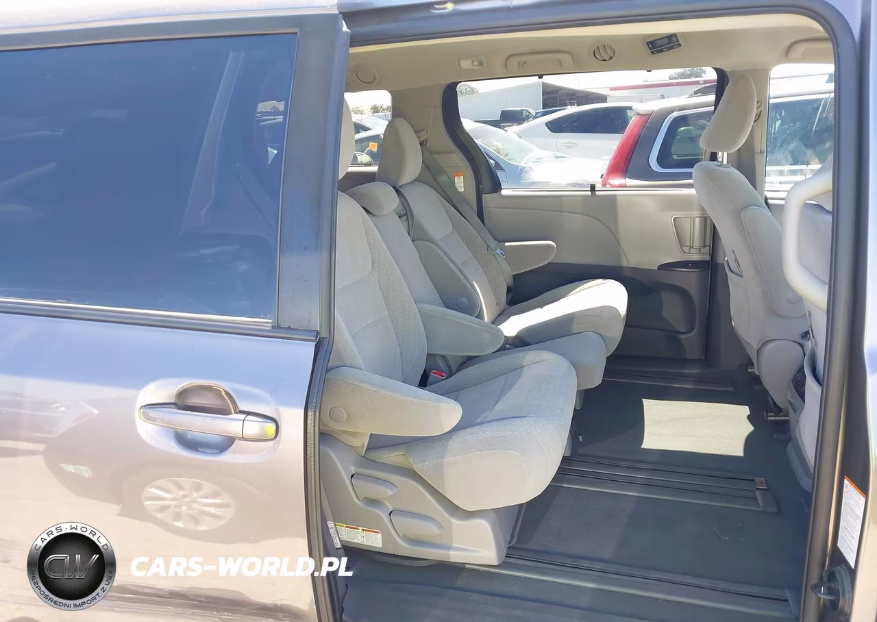 2020 Toyota Sienna Le VIN:5TDKZ3DC3LS049277 - 8