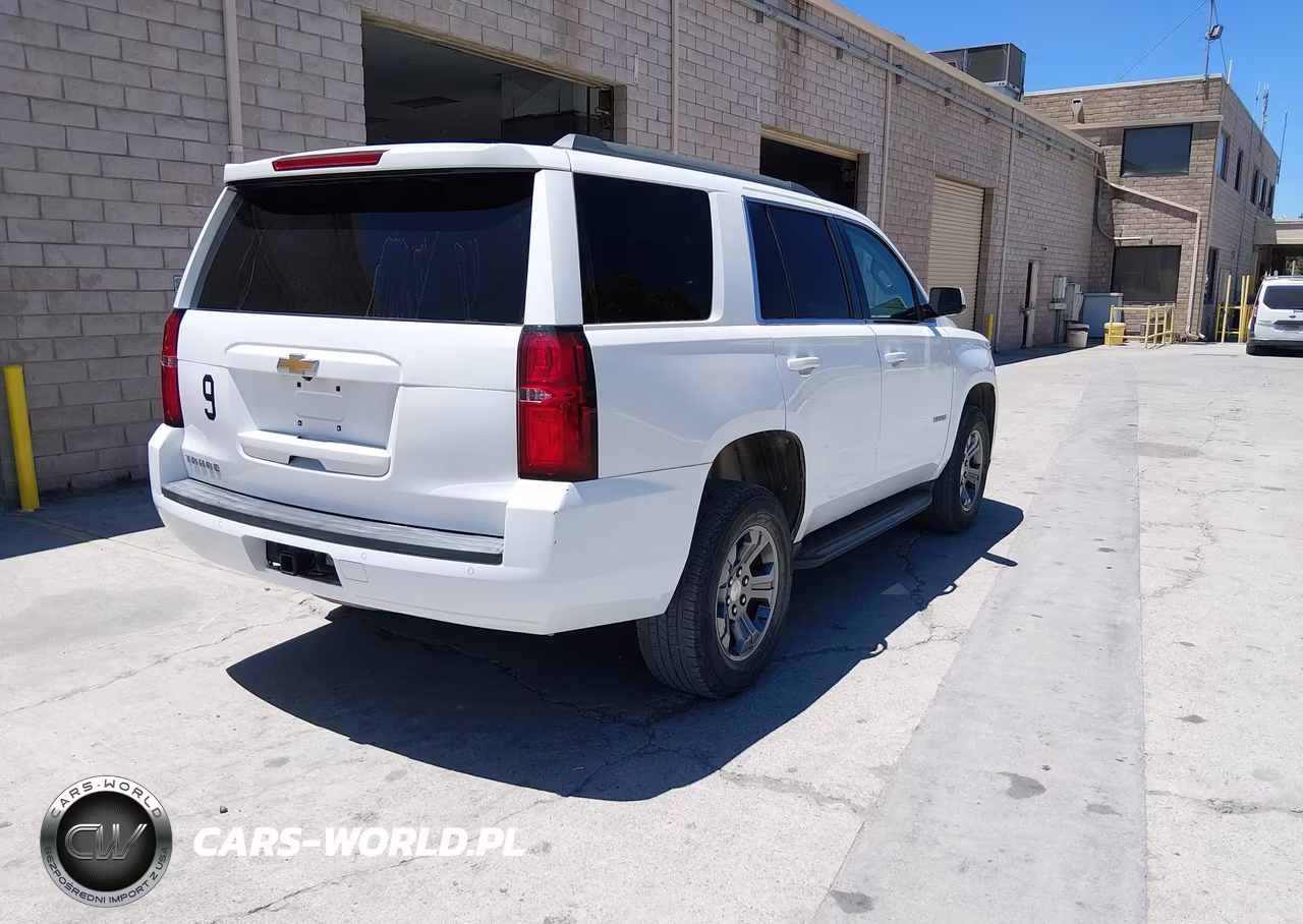2018 Chevrolet Tahoe Ls VIN:1GNSKAEC8JR348693 - 4