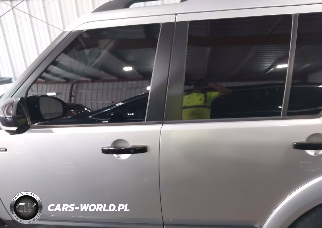 2016 Land Rover Lr4 VIN:SALAG2V6XGA838610 - 15