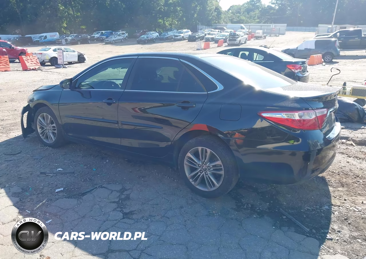 2017 Toyota Camry Se VIN:4T1BF1FK8HU645601 - 3