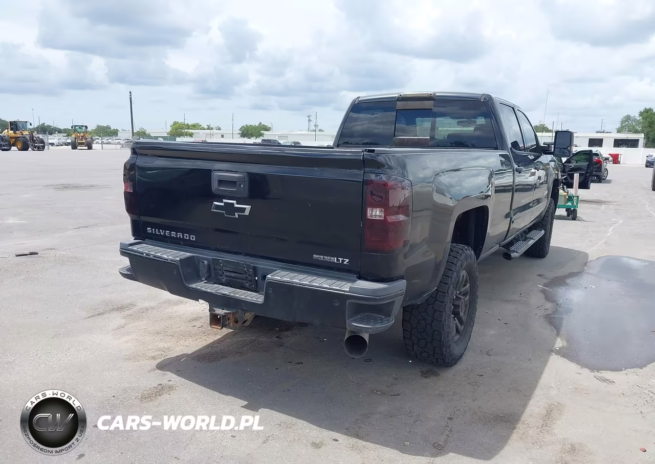 2017 Chevrolet Silverado 2500Hd Ltz VIN:1GC1KWEYXHF192682 - 4