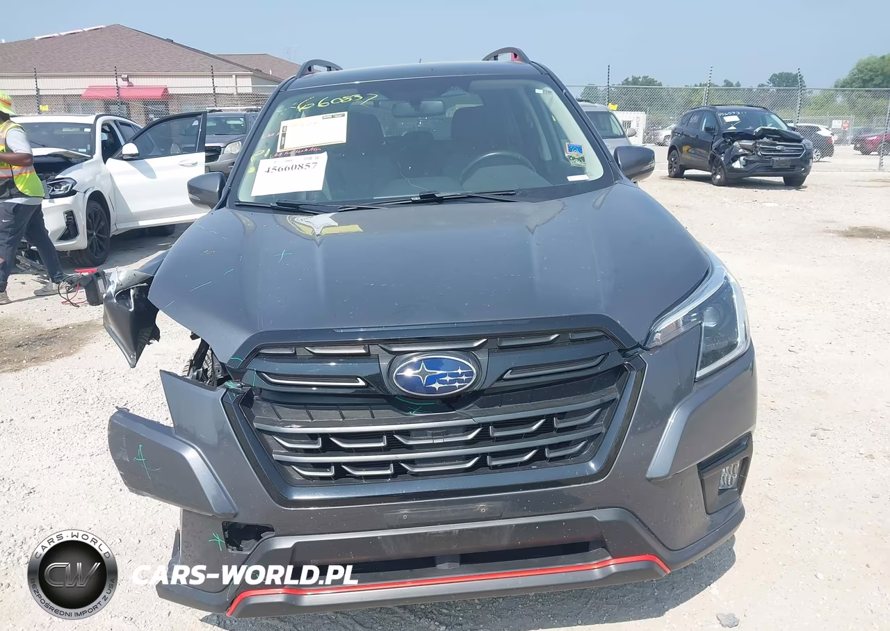 2022 Subaru Forester Sport VIN:JF2SKAJCXNH496002 - 13