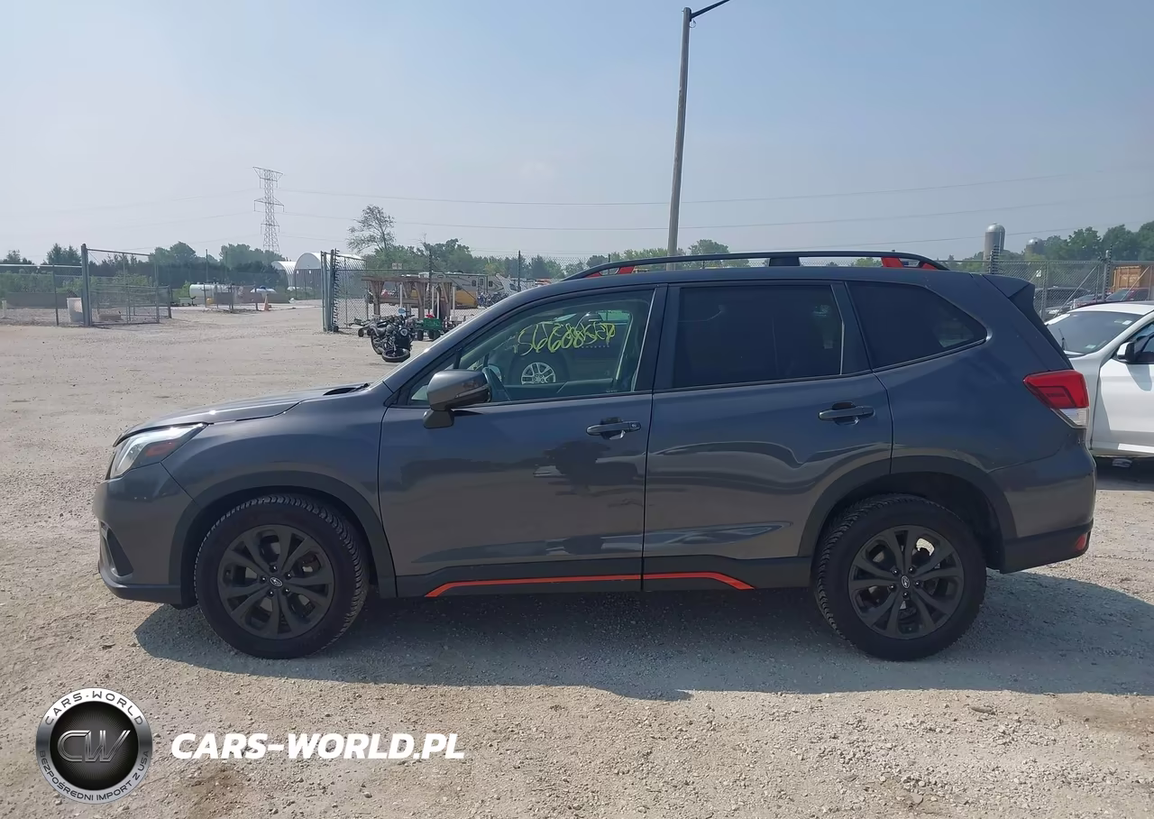 2022 Subaru Forester Sport VIN:JF2SKAJCXNH496002 - 15