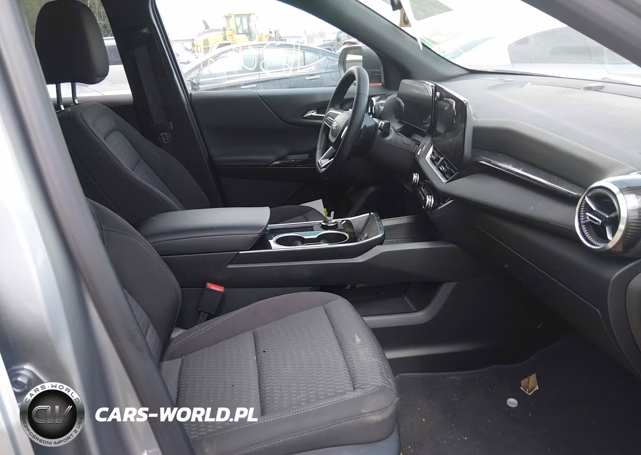 2026 Chevrolet Equinox Fwd Lt VIN:3GNAXHEG1TL367850 - 5