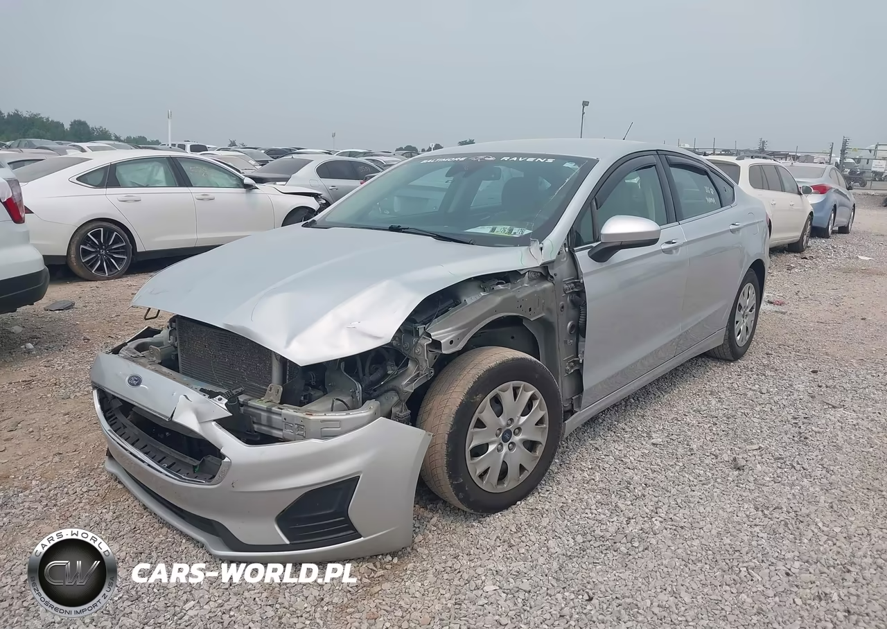 2019 Ford Fusion S VIN:3FA6P0G75KR245507 - 2