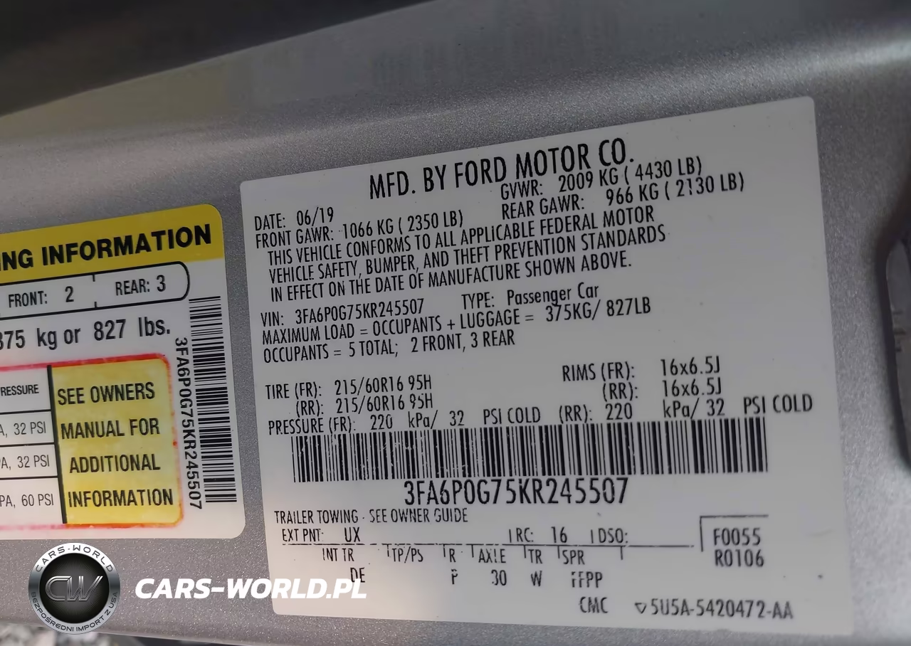 2019 Ford Fusion S VIN:3FA6P0G75KR245507 - 9