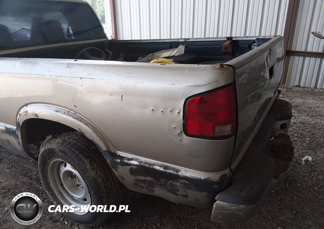 1999 Chevrolet S-10 Ls VIN:1GCDT19X1X8161435 - 13