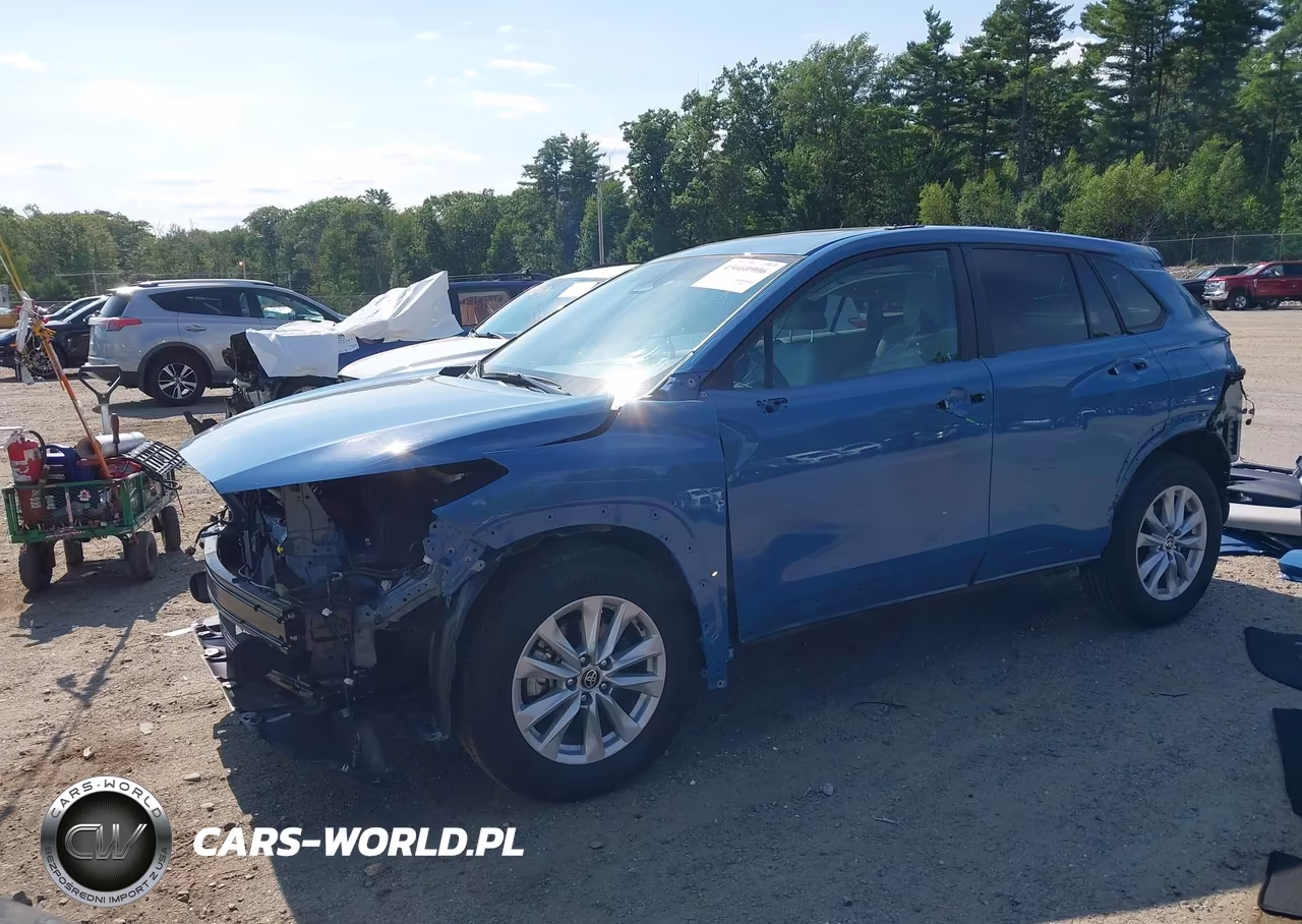 2026 Toyota Corolla Cross Le VIN:7MUBAABG5TV158444 - 2