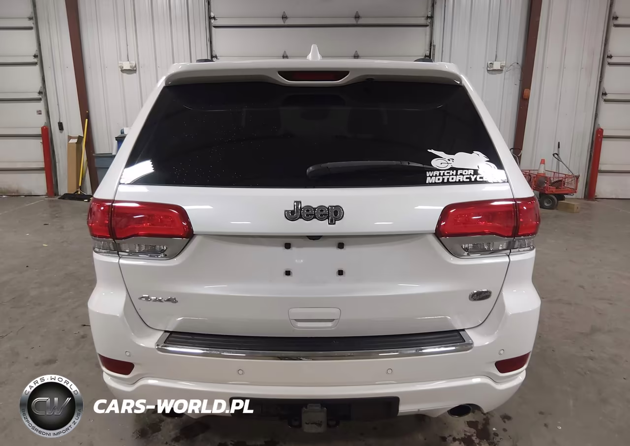 2020 Jeep Grand Cherokee Overland 4X4 VIN:1C4RJFCG2LC316048 - 17