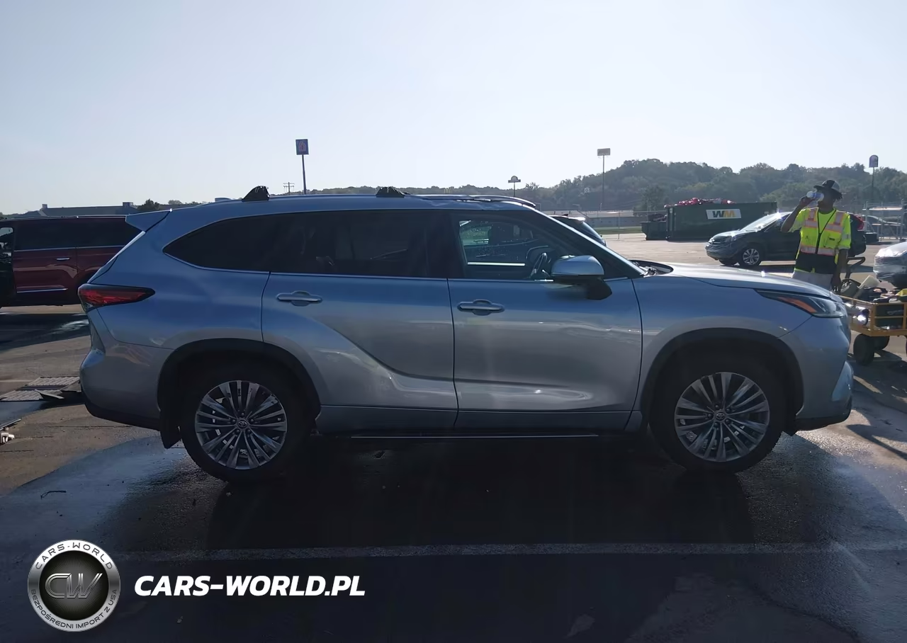 2021 Toyota Highlander Platinum VIN:5TDFZRBH5MS078753 - 13