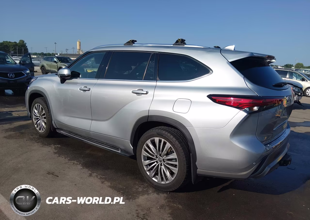 2021 Toyota Highlander Platinum VIN:5TDFZRBH5MS078753 - 3