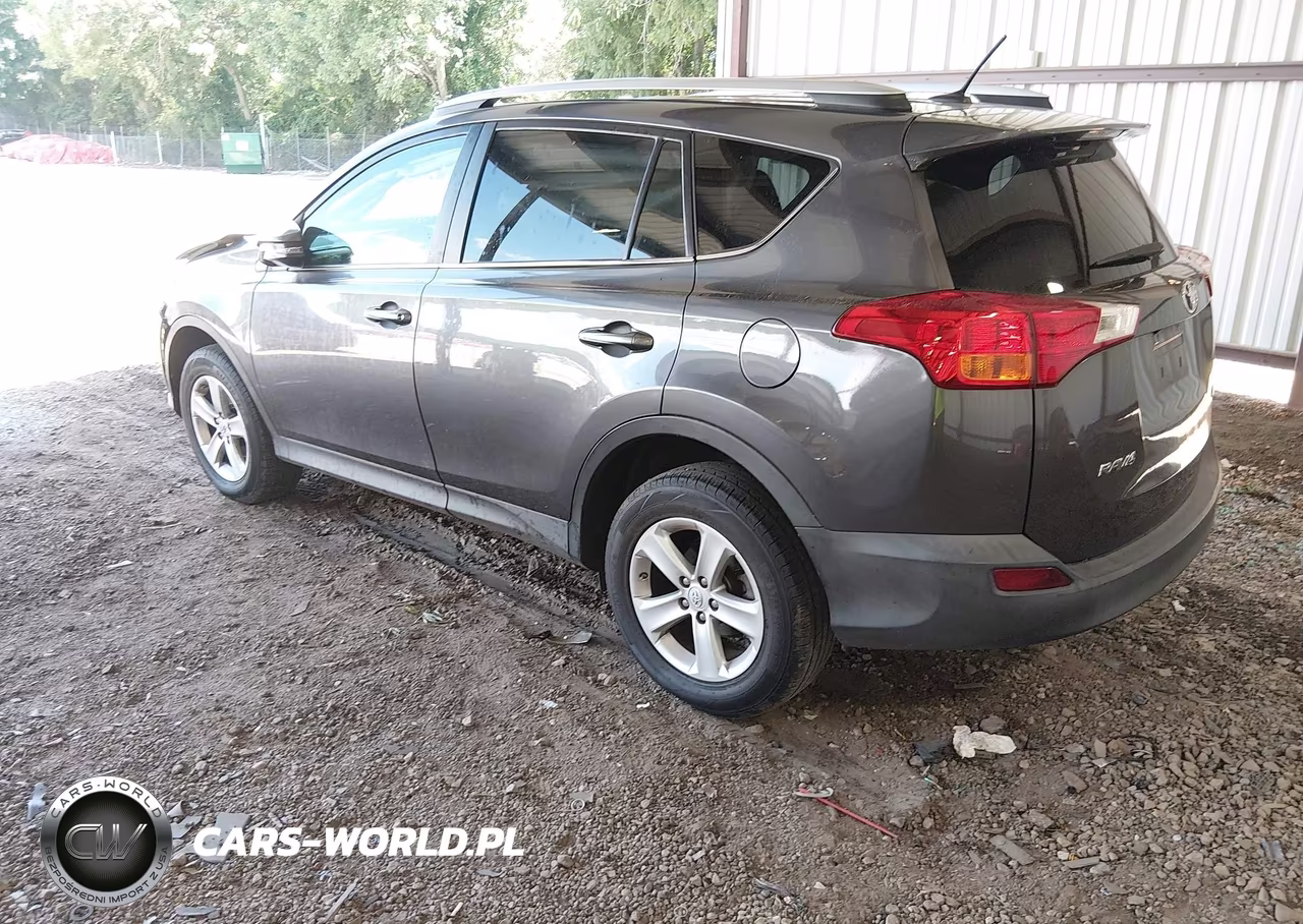 2013 Toyota Rav4 Xle VIN:2T3WFREV2DW046805 - 3