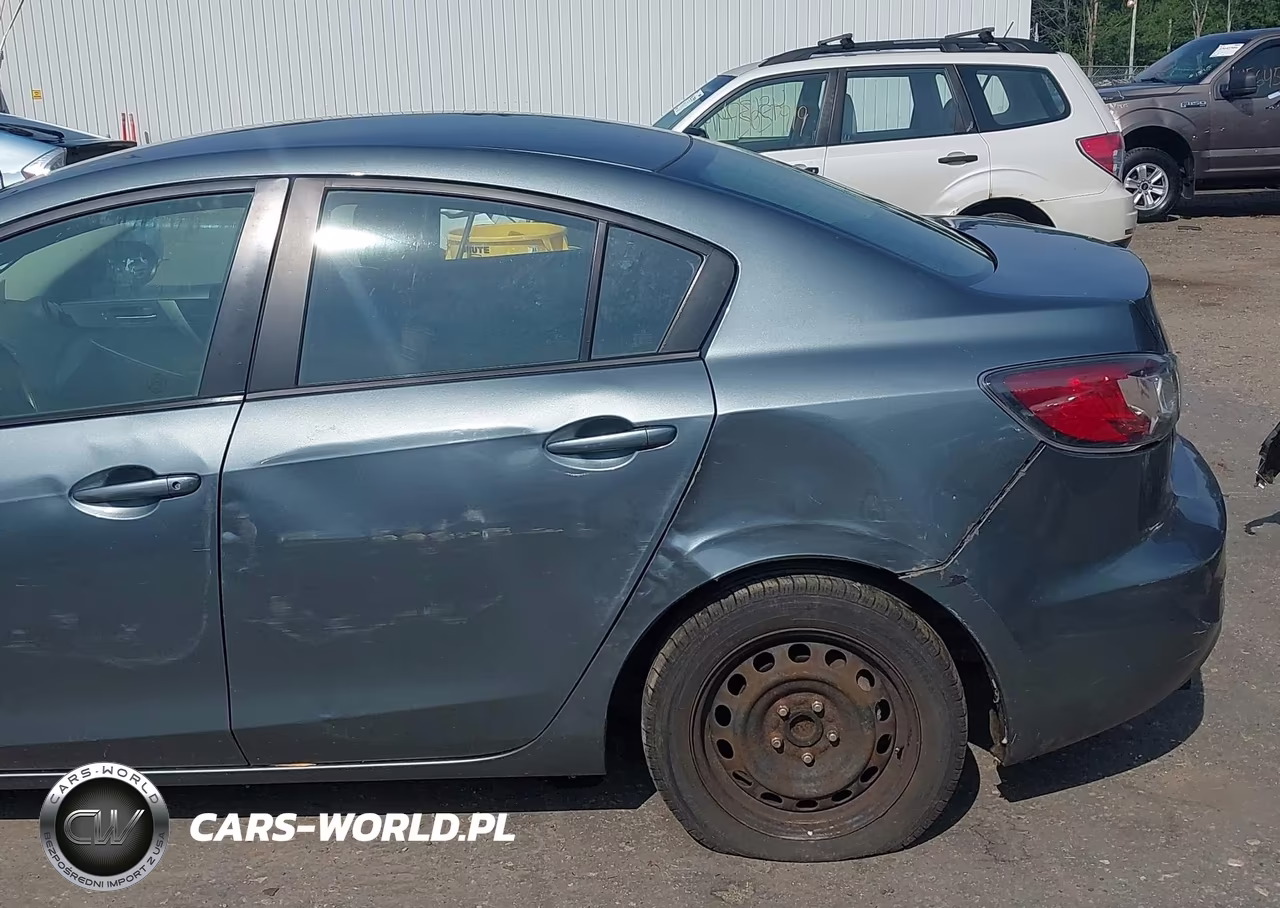 2012 Mazda Mazda3 I Sport VIN:JM1BL1UG9C1521374 - 19