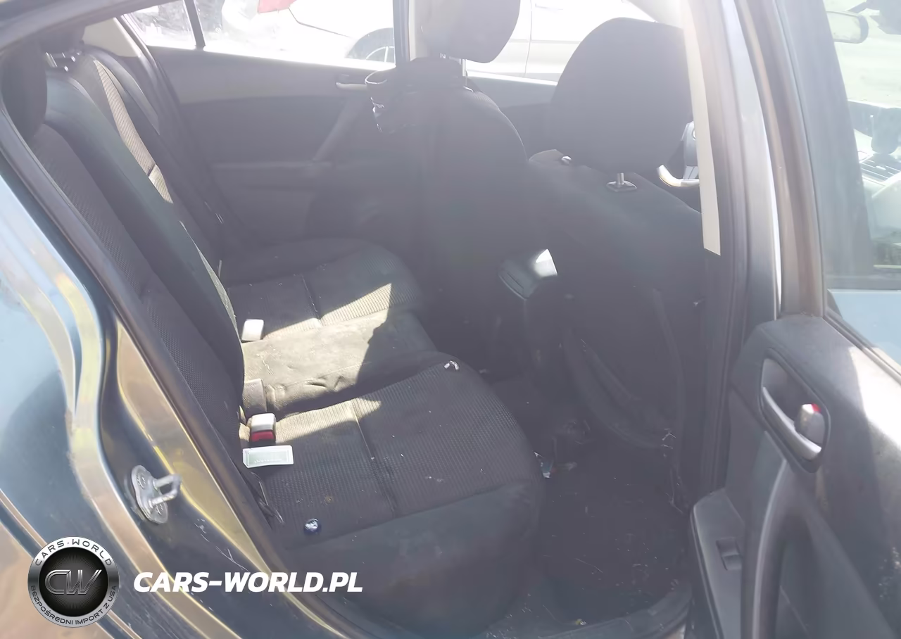 2012 Mazda Mazda3 I Sport VIN:JM1BL1UG9C1521374 - 8