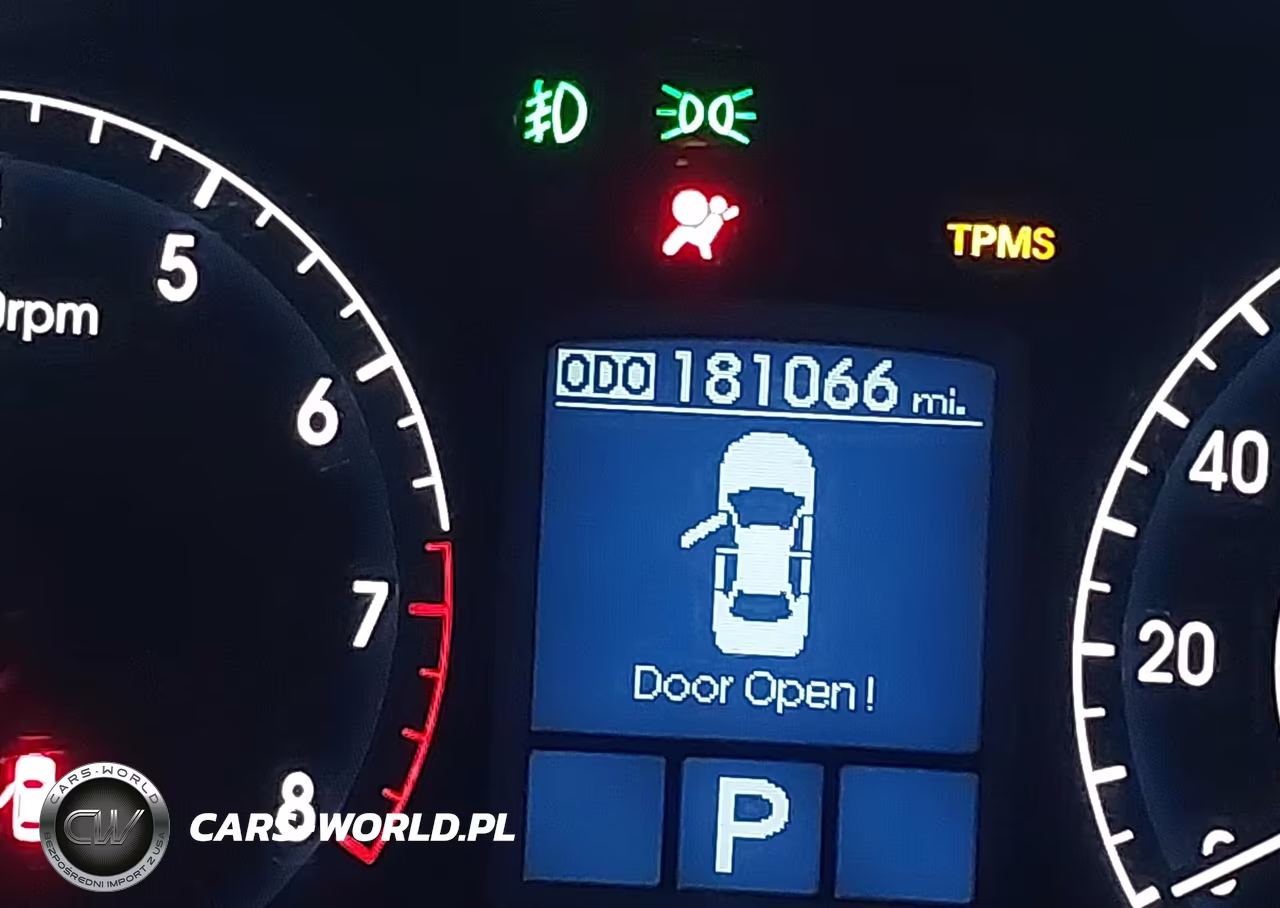 2009 Hyundai Genesis 4.6 VIN:KMHGC46FX9U055131 - 15
