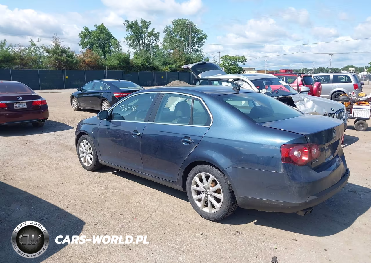 2010 Volkswagen Jetta Se VIN:3VWRX7AJXAM068255 - 3