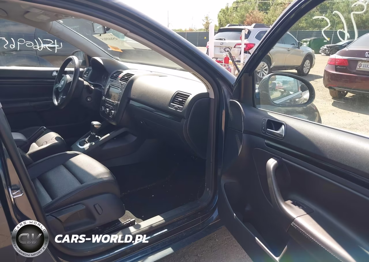 2010 Volkswagen Jetta Se VIN:3VWRX7AJXAM068255 - 5
