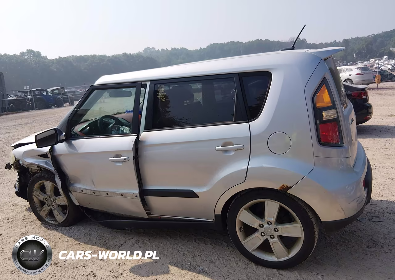 2011 Kia Soul Sport VIN:KNDJT2A22B7705979 - 14