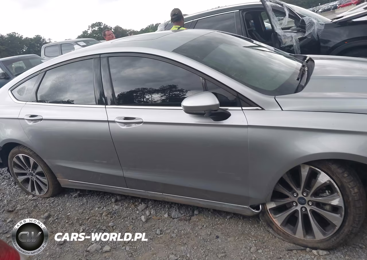 2020 Ford Fusion Se VIN:3FA6P0T95LR190548 - 13