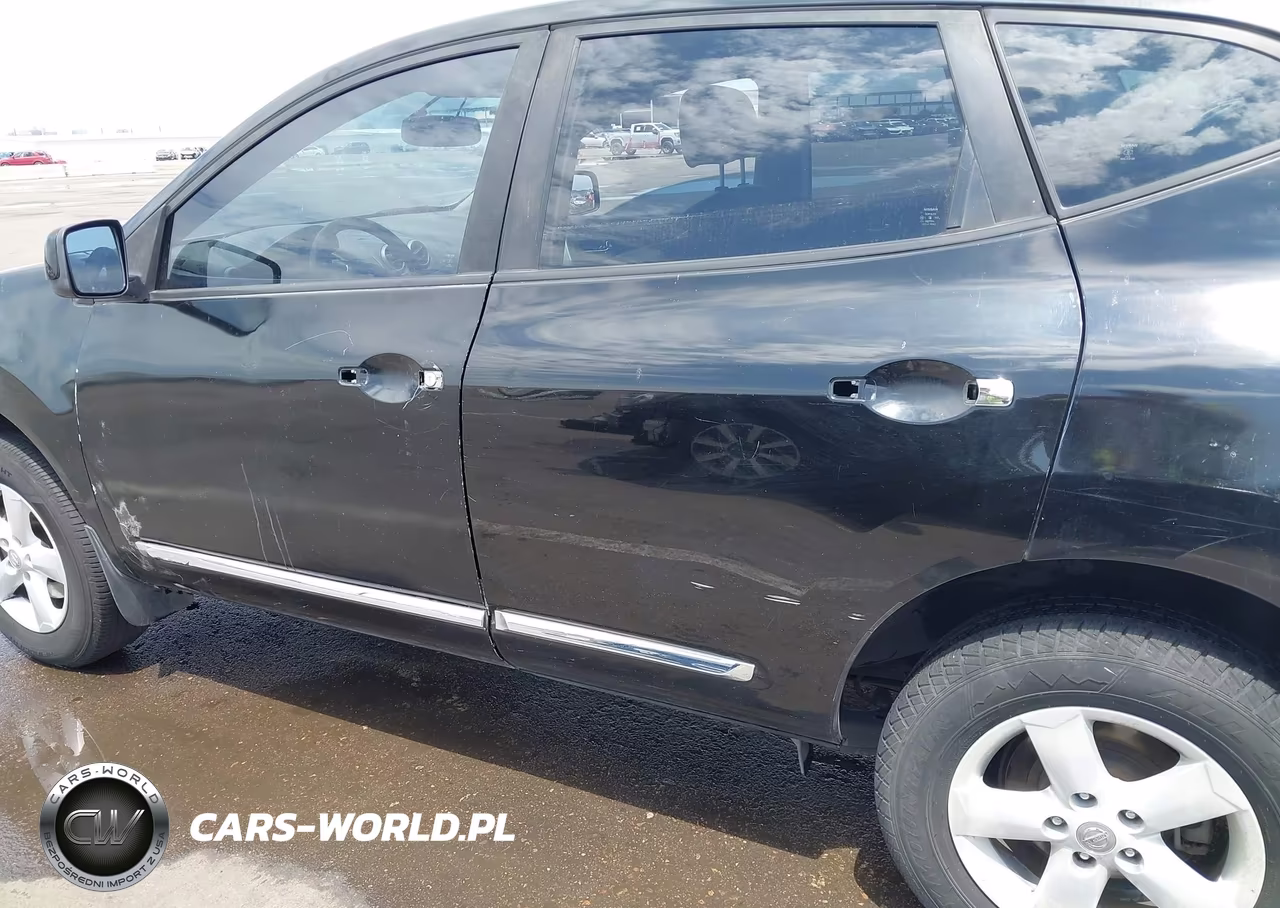 2013 Nissan Rogue S VIN:JN8AS5MV2DW645760 - 14