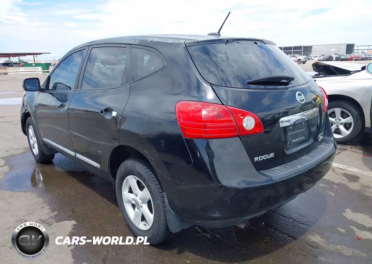 2013 Nissan Rogue S VIN:JN8AS5MV2DW645760 - 3
