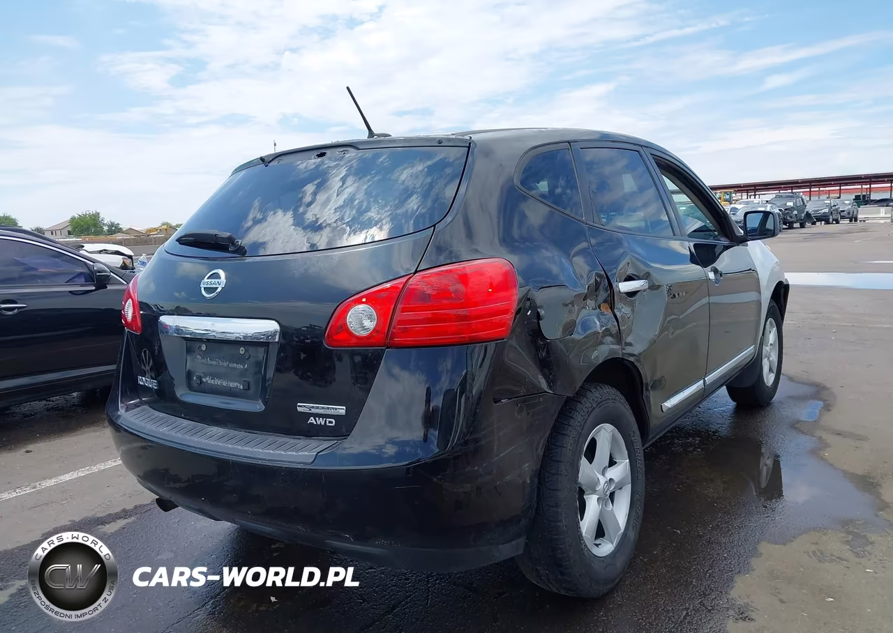 2013 Nissan Rogue S VIN:JN8AS5MV2DW645760 - 4