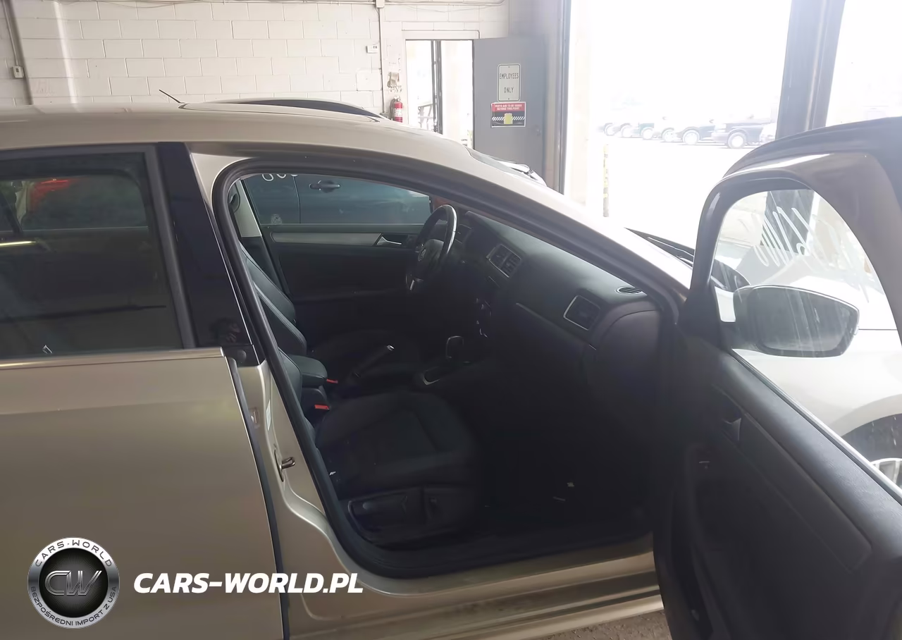 2014 Volkswagen Jetta 1.8T Sel VIN:3VWL17AJ6EM239189 - 5