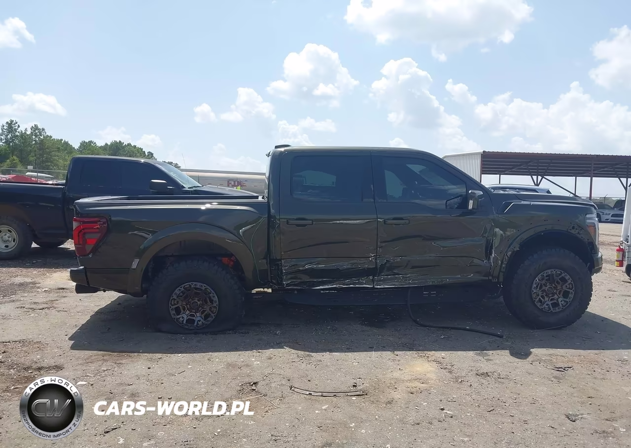 2026 Ford F-150 Raptor VIN:1FTFW1RG2TFA05359 - 13