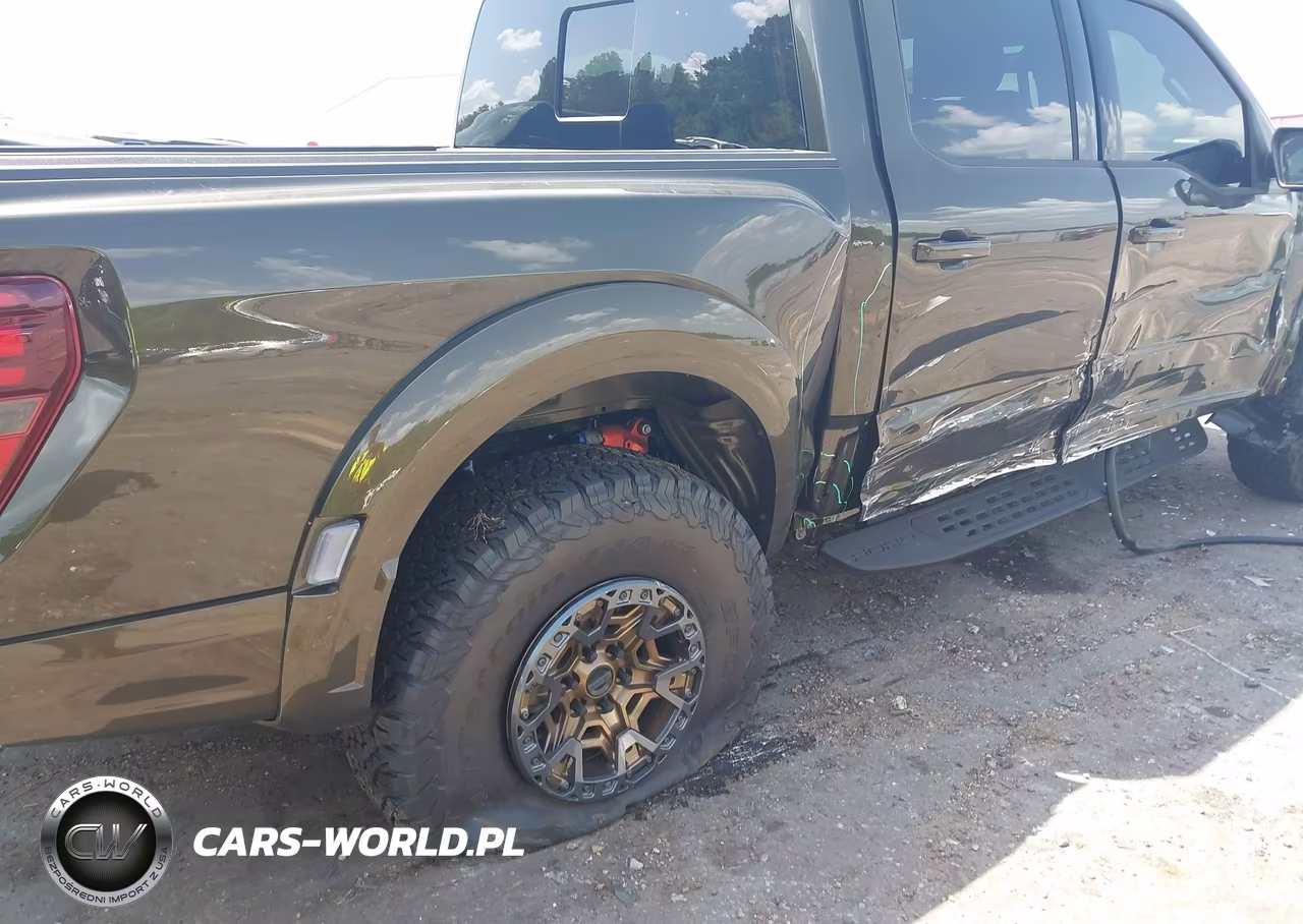 2026 Ford F-150 Raptor VIN:1FTFW1RG2TFA05359 - 17