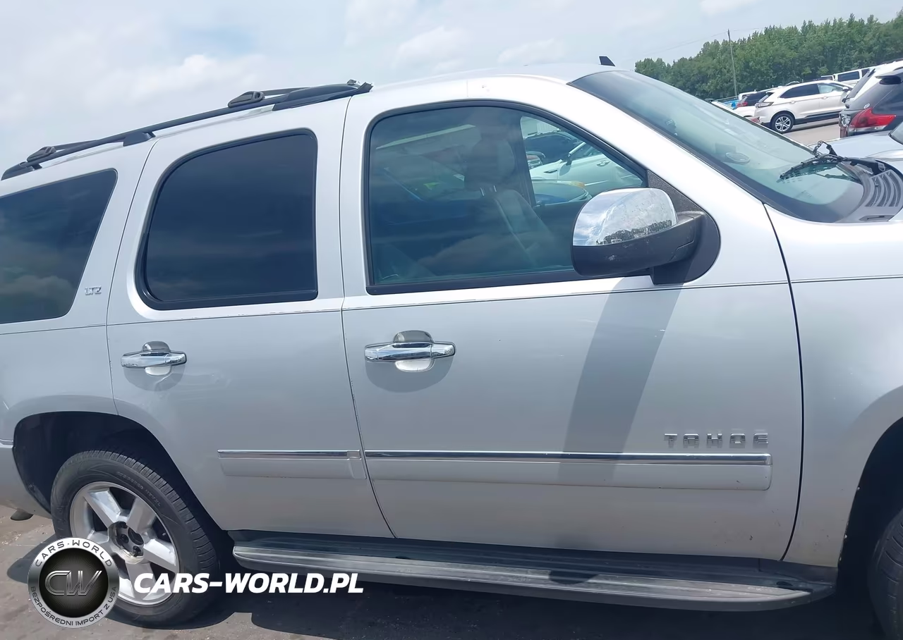 2014 Chevrolet Tahoe Ltz VIN:1GNSKCE03ER156749 - 13