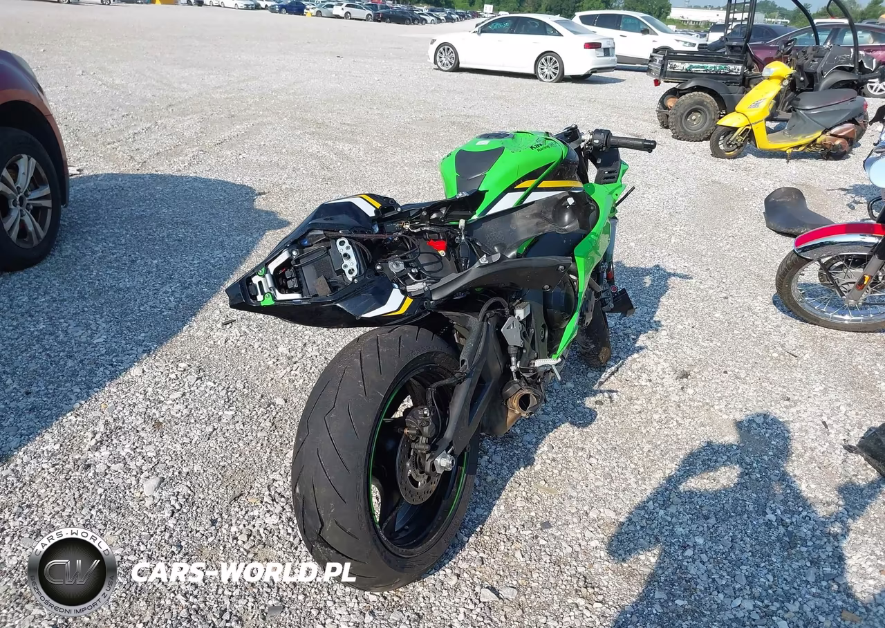 2025 Kawasaki Zx1002 M VIN:JKBZXVM16SA009291 - 3