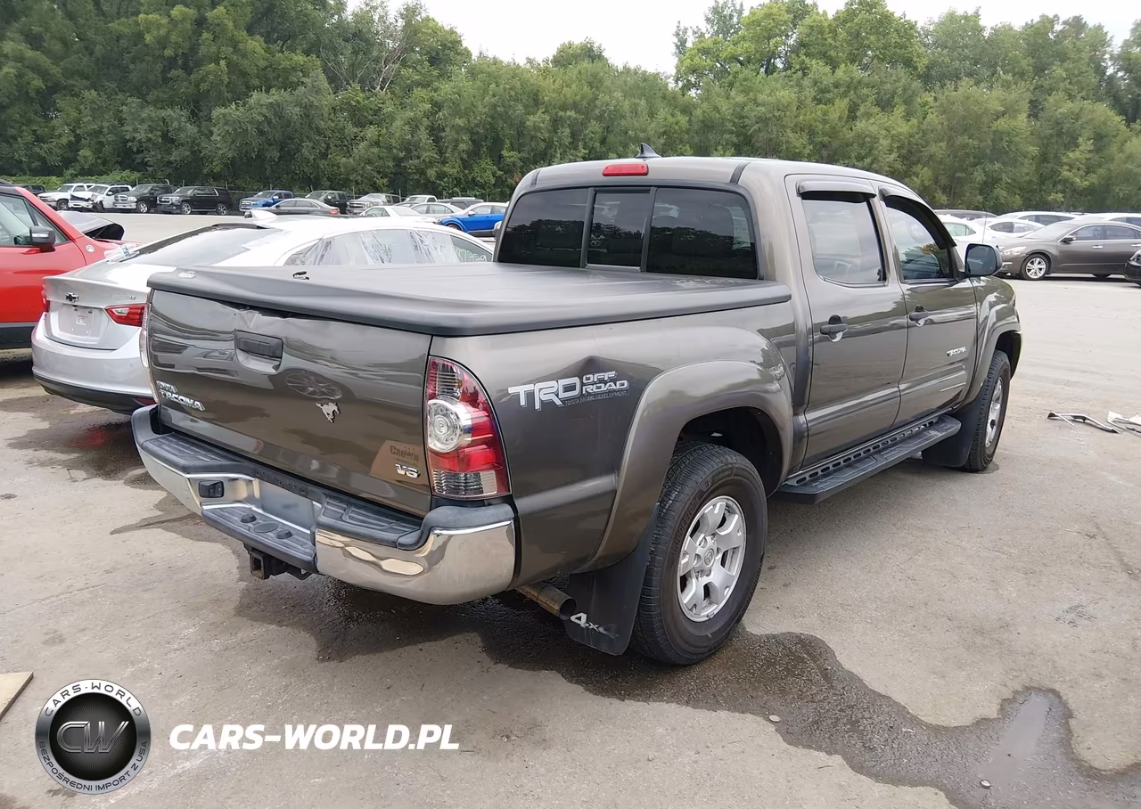2012 Toyota Tacoma Base V6 VIN:3TMLU4EN8CM101009 - 4