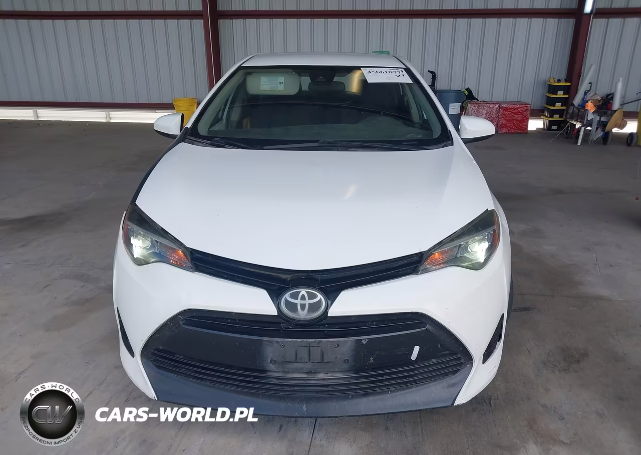 2018 Toyota Corolla Le VIN:2T1BURHE7JC986751 - 12