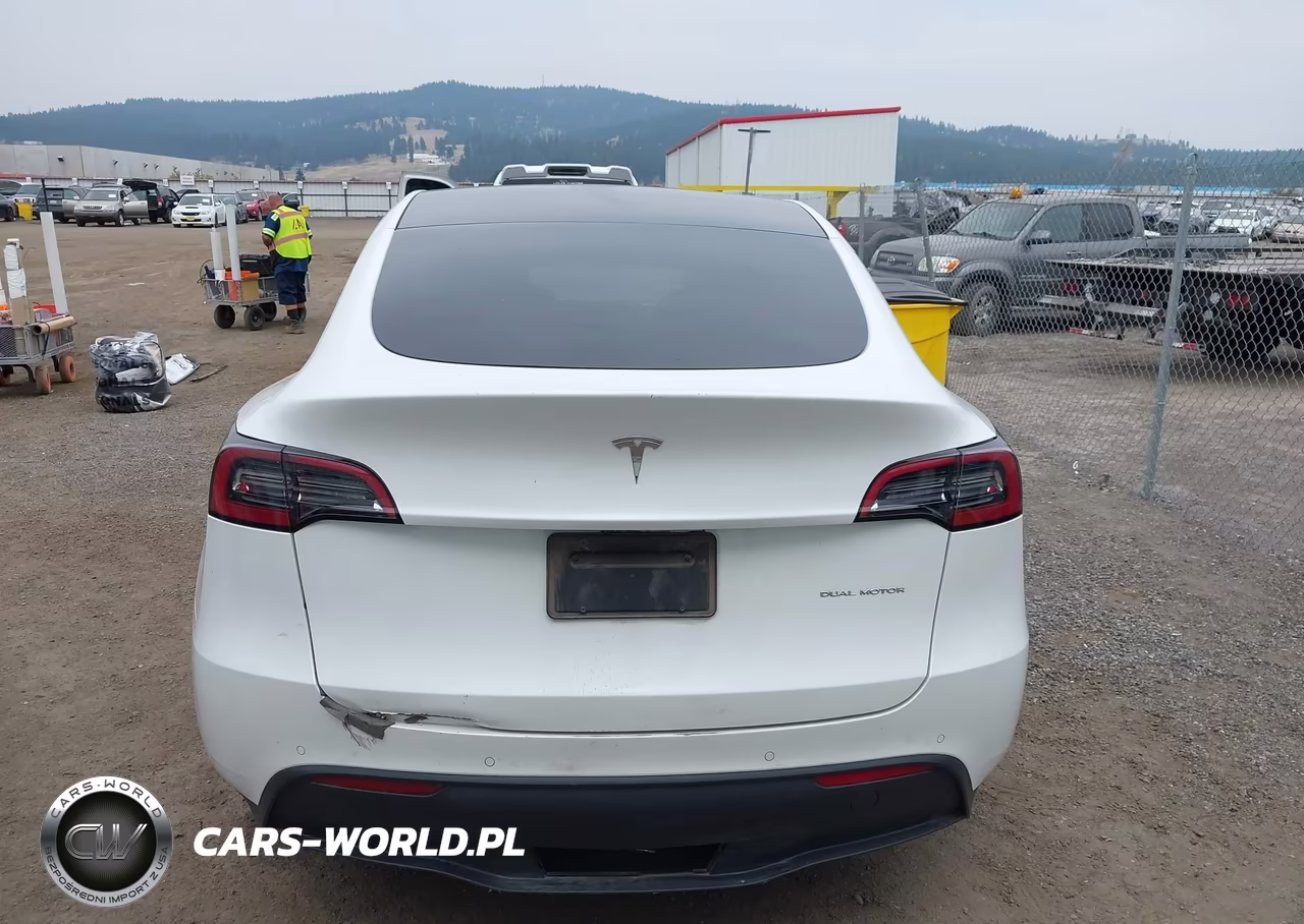 2021 Tesla Model Y Long Range Dual Motor All-Wheel Drive VIN:5YJYGDEE4MF287411 - 16