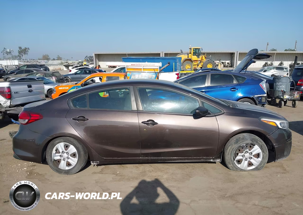 2017 Kia Forte Lx VIN:3KPFL4A78HE074550 - 13