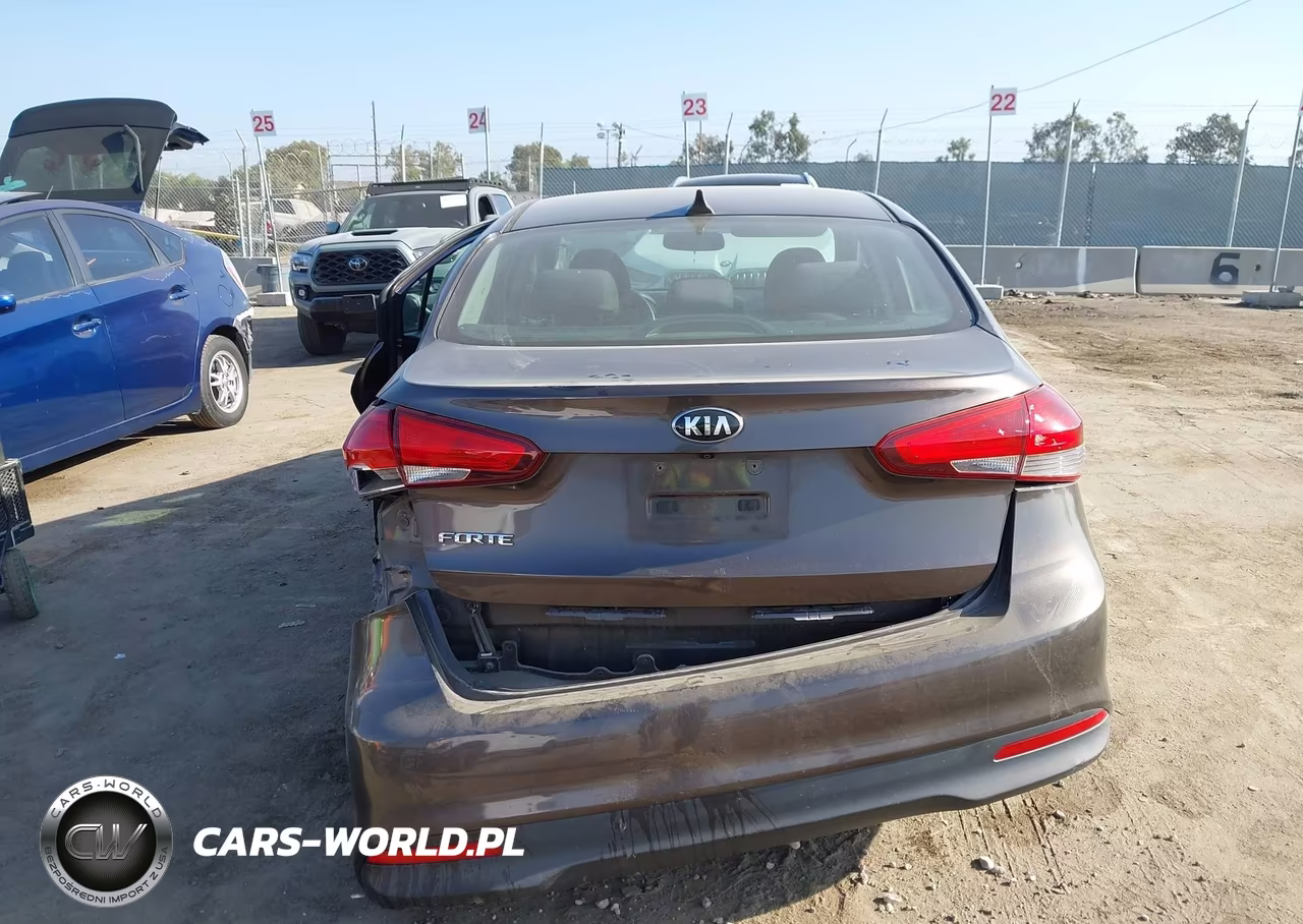 2017 Kia Forte Lx VIN:3KPFL4A78HE074550 - 16