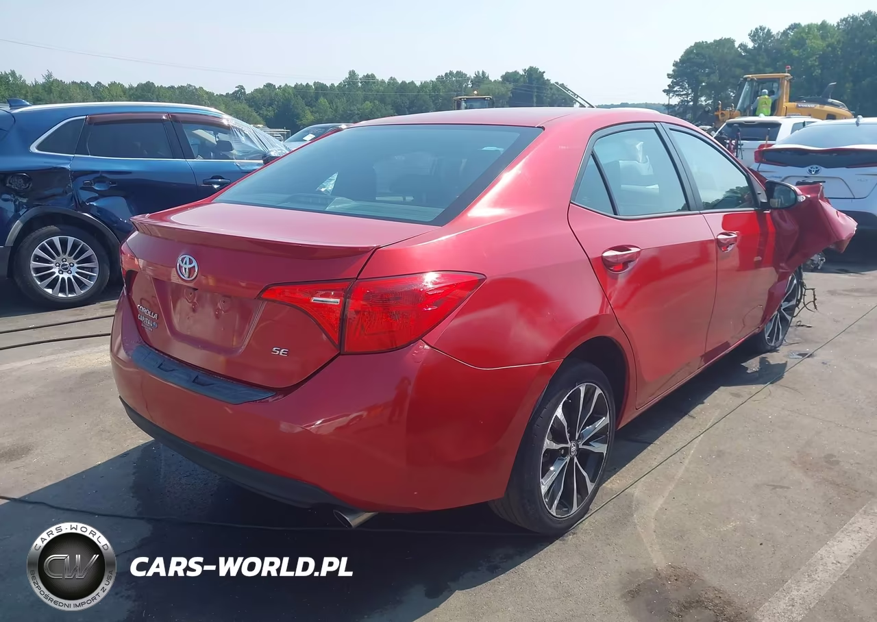 2017 Toyota Corolla Se VIN:5YFBURHE4HP580663 - 4