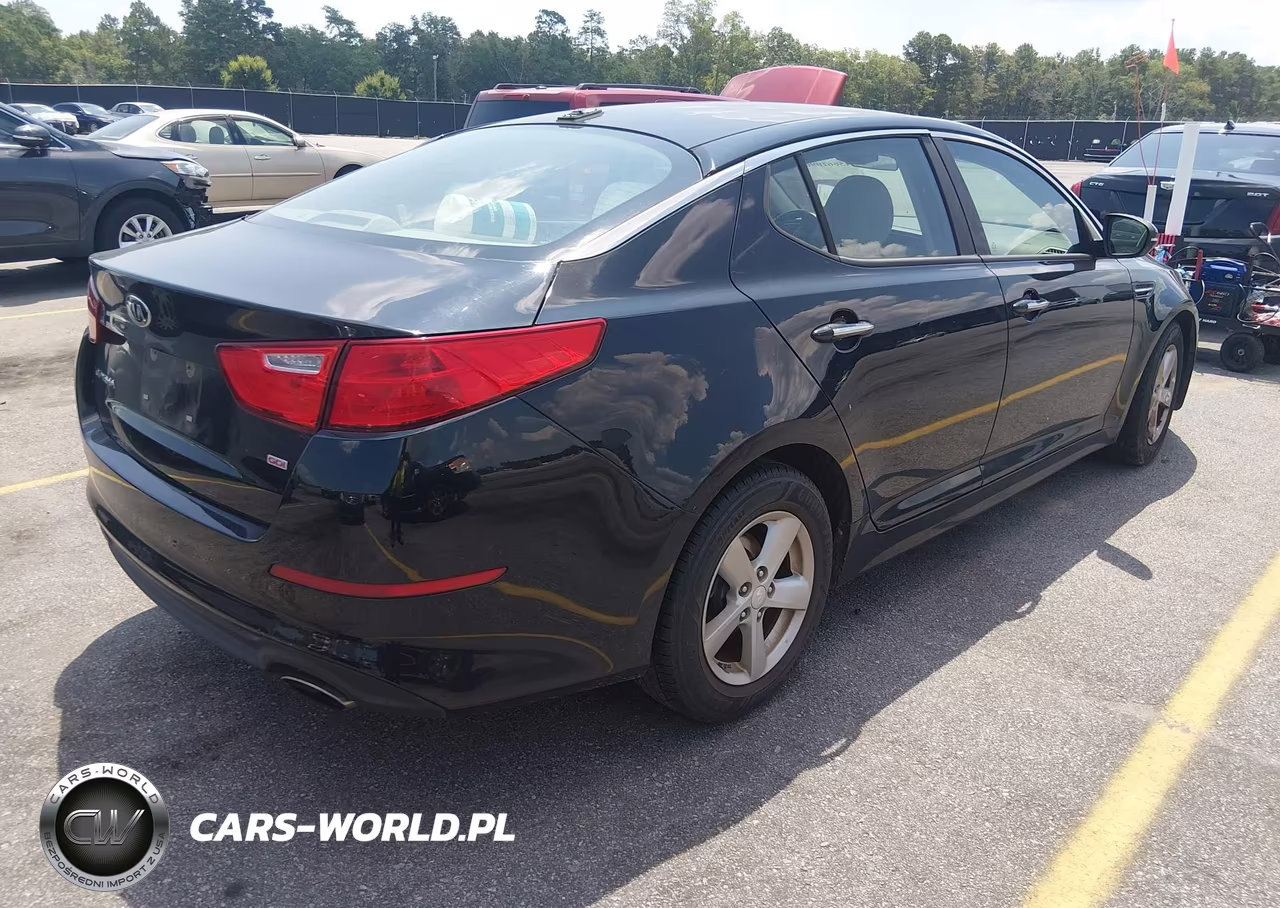 2015 Kia Optima Lx VIN:5XXGM4A72FG446406 - 4
