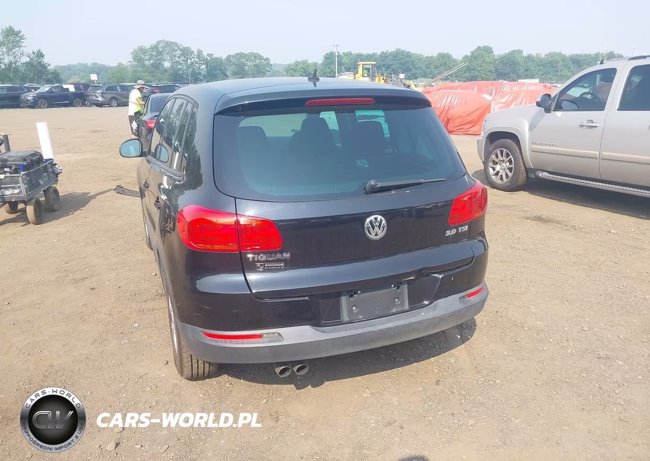 2012 Volkswagen Tiguan Le VIN:WVGAV7AX9CW578220 - 6
