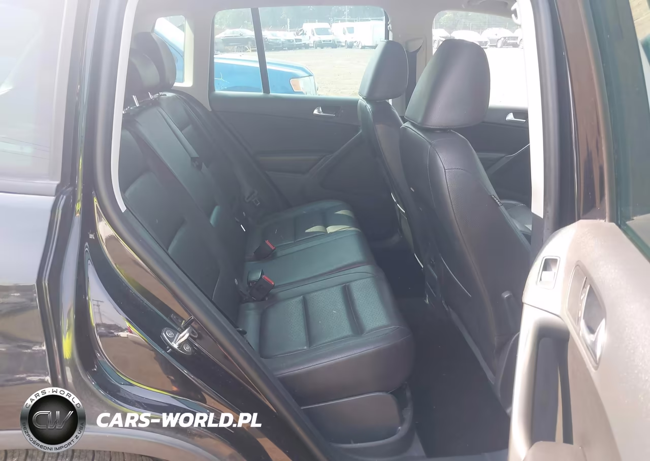 2012 Volkswagen Tiguan Le VIN:WVGAV7AX9CW578220 - 8