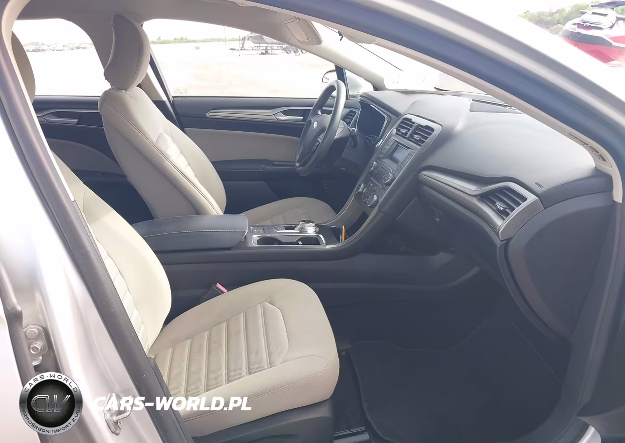 2018 Ford Fusion Hybrid S VIN:3FA6P0UU5JR282078 - 5