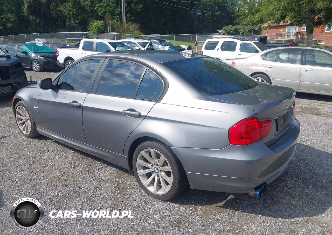 2011 BMW 328I xDrive VIN:WBAPK7C56BF087697 - 3