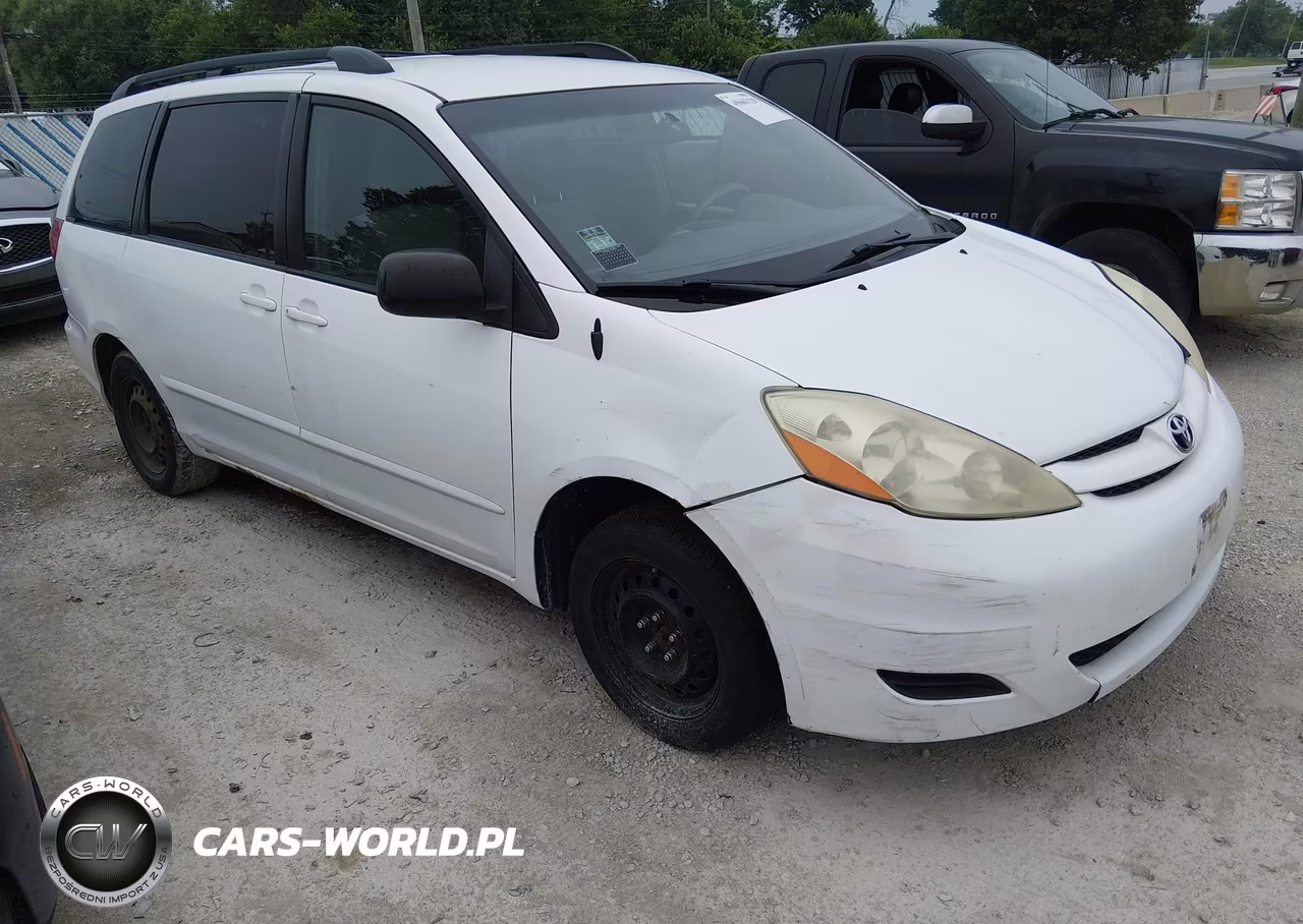 2010 Toyota Sienna Le