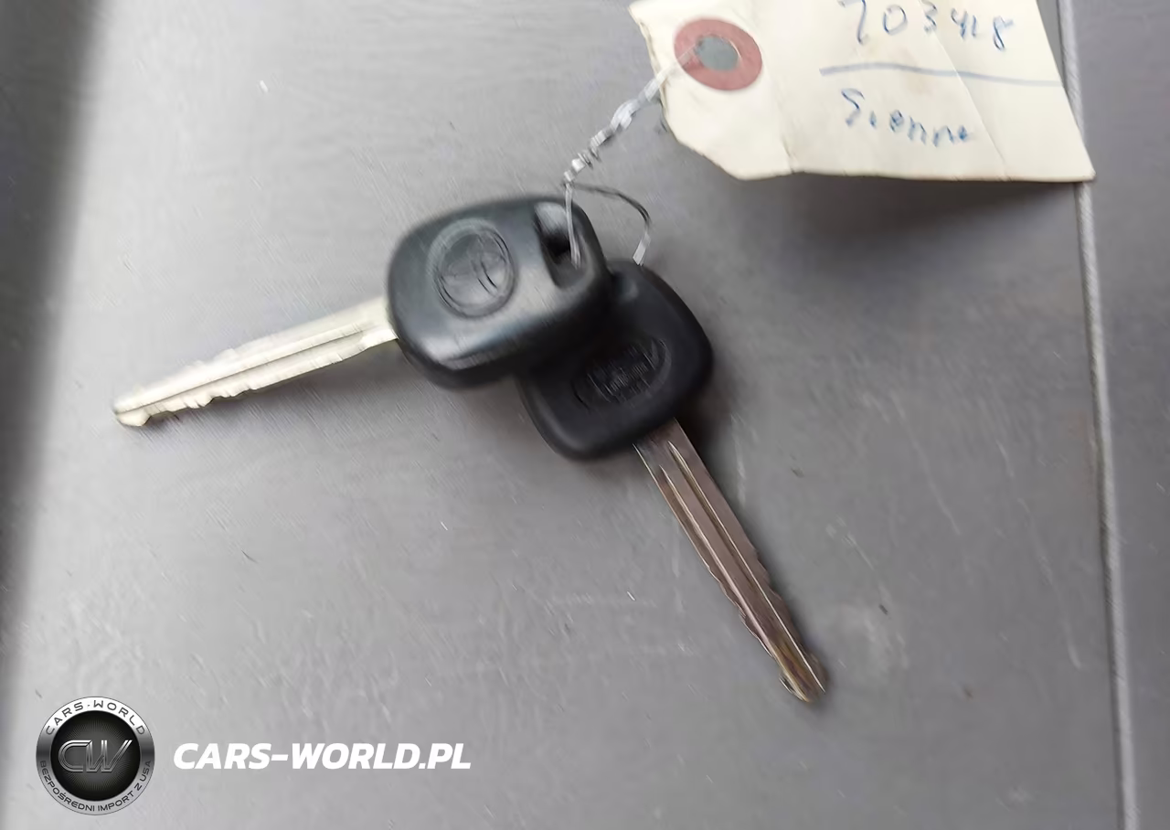 2010 Toyota Sienna Le VIN:5TDKK4CC4AS321344 - 11